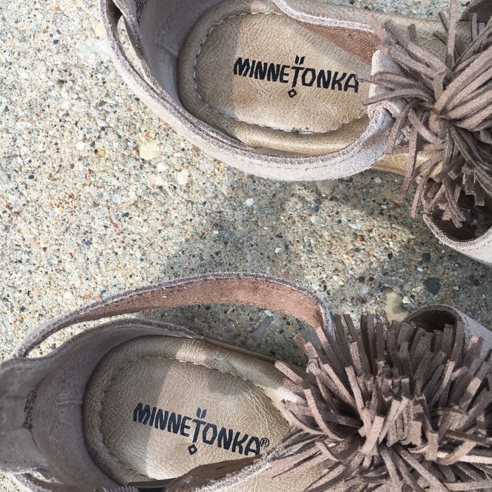 Minnetonka Leather Pom Pom Sandals - Picture 4 of 7